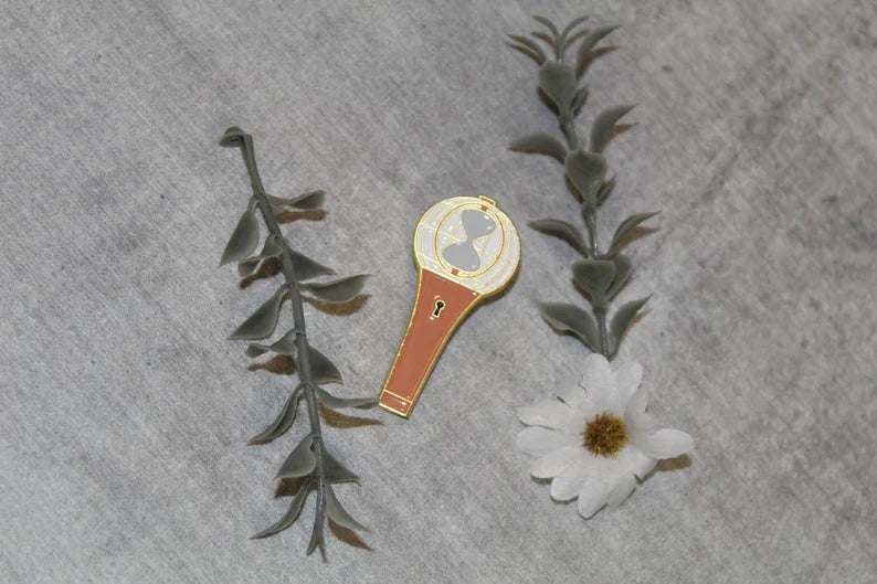 ATEEZ Lightstick Enamel Pin